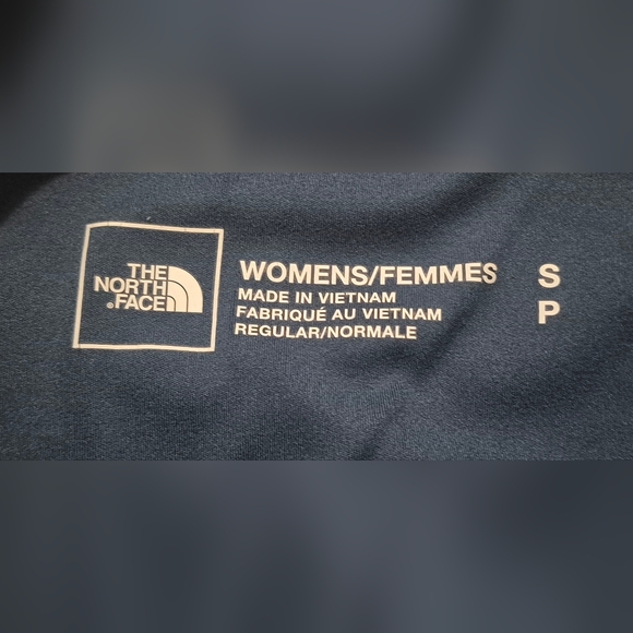 The North Face Women's Dark Blue Bike Shorts - Picture 5 of 6